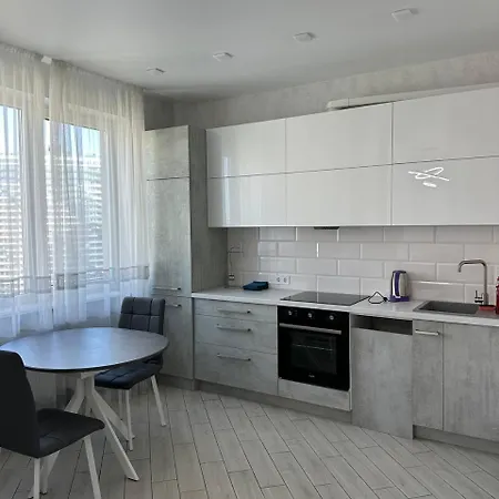 Grey Pearl 652 Apartment *