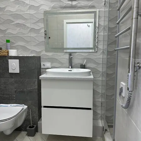 Grey Pearl 652 Apartment *